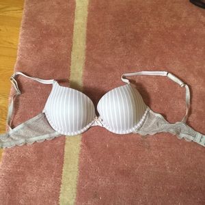 Tommy Hilfiger 34A Push Up Bra